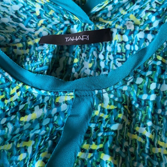 Tahari Gorgeous Print Details Blouse NeverUsed